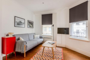 Central 1BR Apt, City of London, 2min Aldgate tube